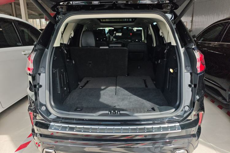 Used Ford Edge 2020 EcoBoost 245 Two-Wheel Drive Titanium 7-Seater
