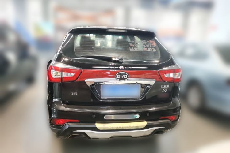 Used BYD S7 2015 2.0T Upgraded Automatic Flagship Version Rear