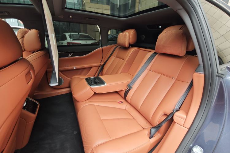 Used Hima S9T 2025 Model Range-Extended Ultra Long-Range Version Interior 3