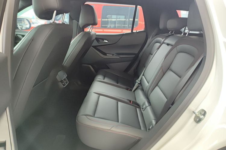 Used Chevrolet Equinox Plus 2024 102km RS Flagship Edition Left Rear Seat