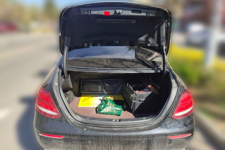 Used Mercedes-Benz E-Class 2016 E 200 L Trunk