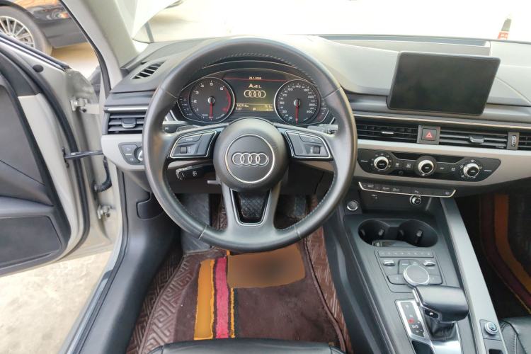 Used Audi A4L 2018 30th Anniversary Edition 40 TFSI Trendy Model