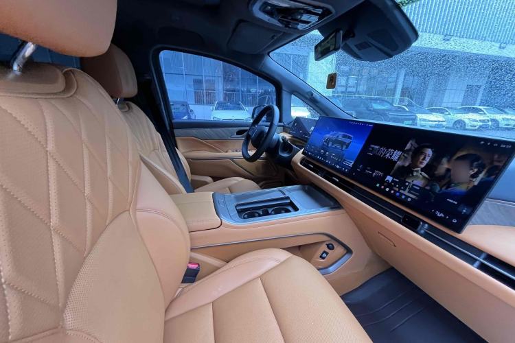 Used Wey Gaoshan 2025 Four-Wheel Drive Alpine 9 Interior 13