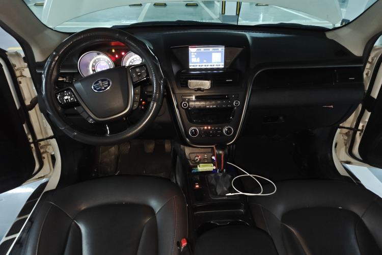 Used Bestune X80 2015 2.0L Manual Luxury Edition