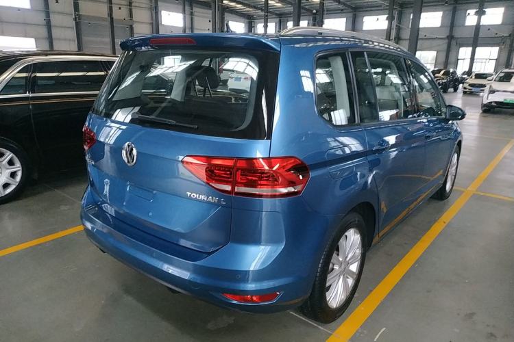 Used Volkswagen Touran 2018 Volkswagen Touran L 280TSI DSG Comfort Edition 7-seater