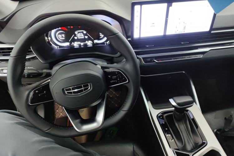 Used Geely Auto Emgrand 2023 4th Generation Champion Edition 1.5L CVT Prestige Model
