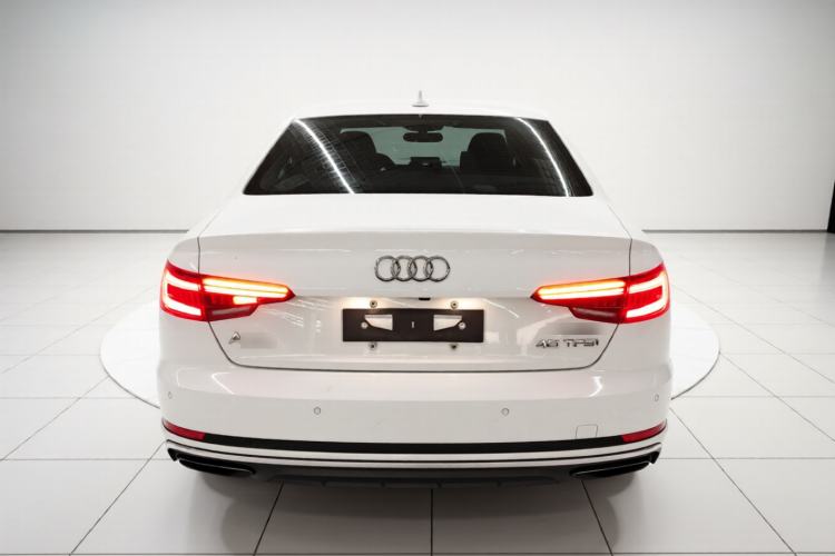 Used Audi A4L 2019 40 TFSI Fashion Edition China VI Emission Standard