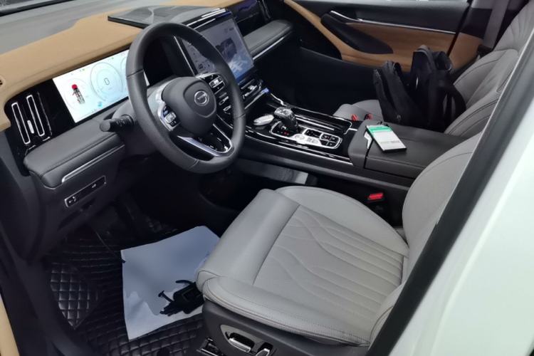 Used GAC Trumpchi M8 2024 Master Series 400T Prestige Edition Left Front Seat