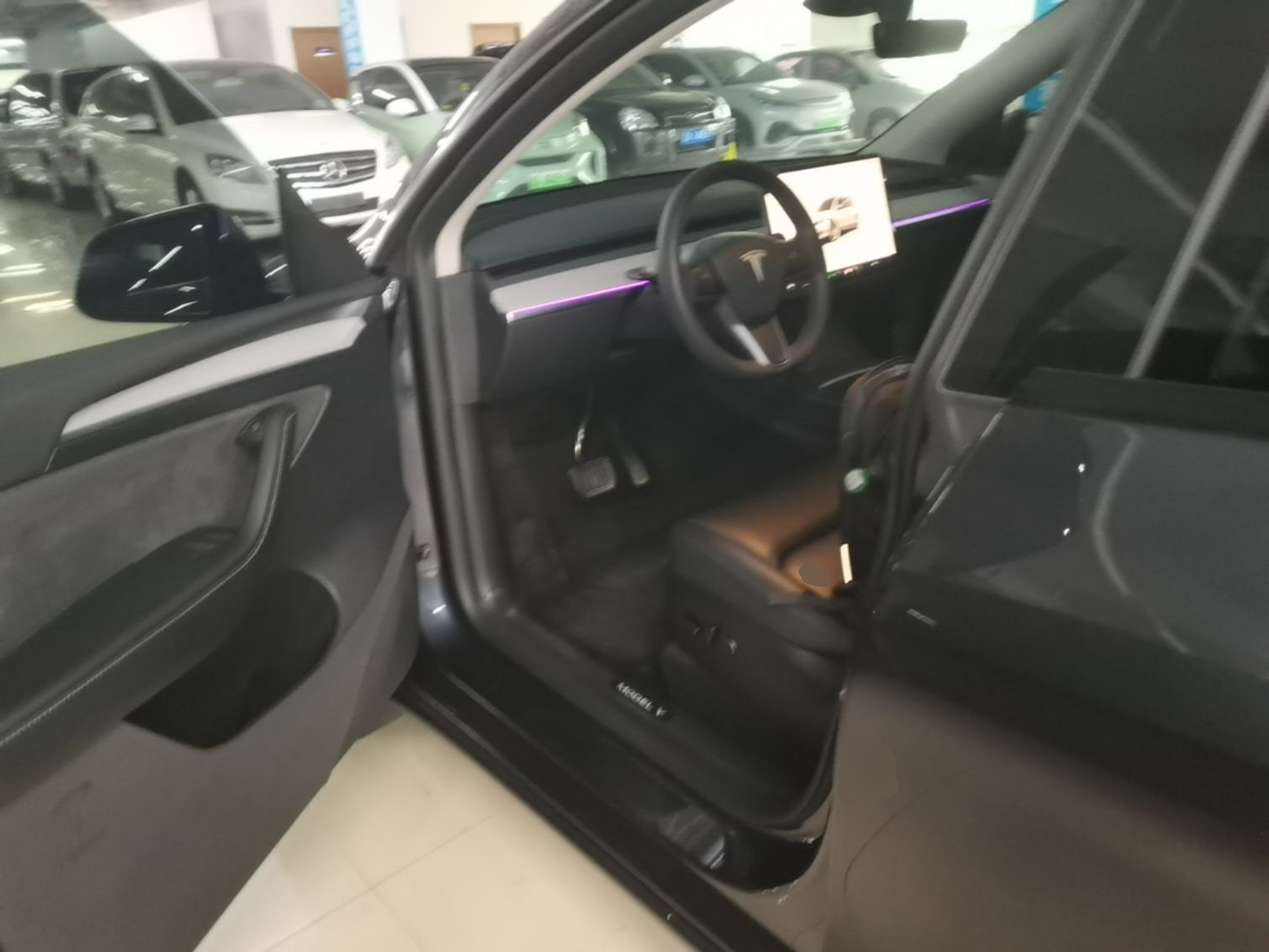Vordere Reihe im Auto