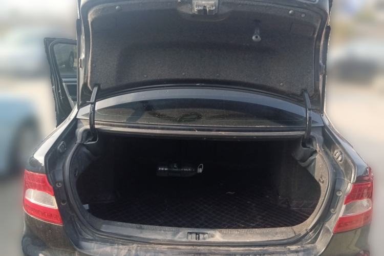 Used Skoda Superb 2009 1.8 TSI Automatic Zhiya Edition Trunk