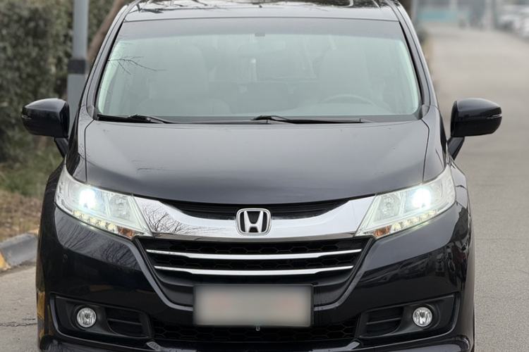 Used Honda Odyssey 2015 Revised 2.4L Luxury Edition