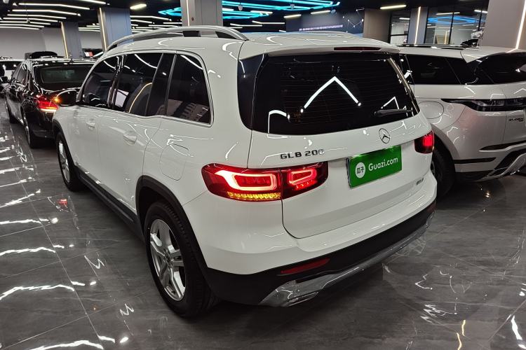 Used Mercedes-Benz GLB 2023 GLB 200 Dynamic Edition Rear Left 45 Deg