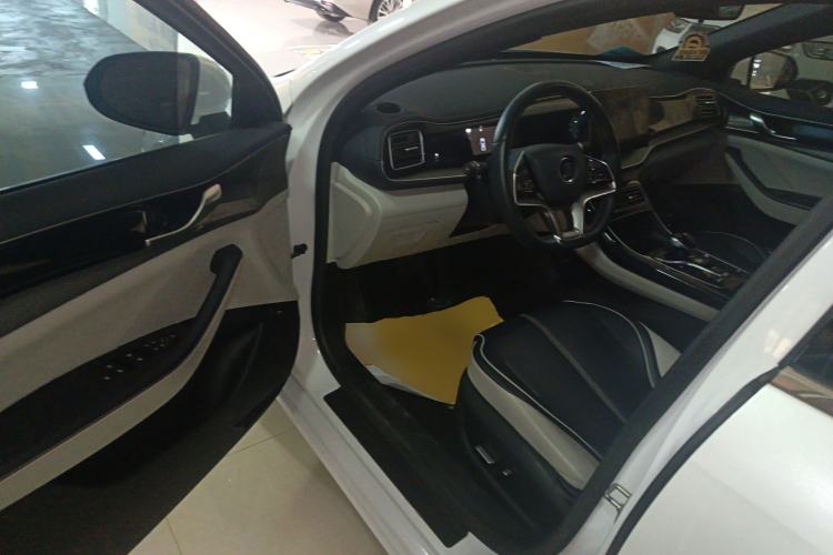 Used BYD Qin PLUS 2021 EV 400KM Luxury Model