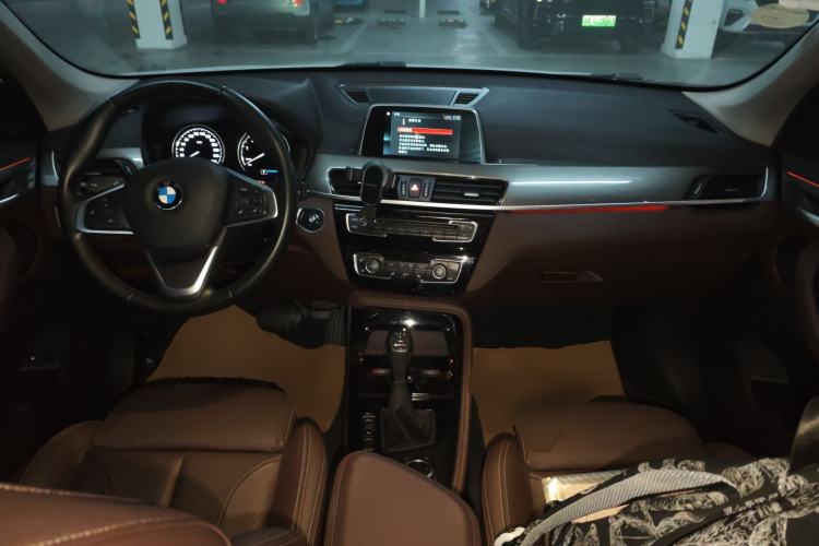 Used BMW X1 New Energy 2018 xDrive25Le Luxury Model Center Console