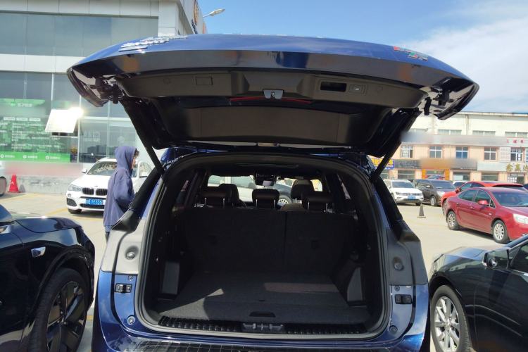 Used JETOUR X90 2023 Zilong 2.0T DCT Changsheng Edition 5-seater Trunk