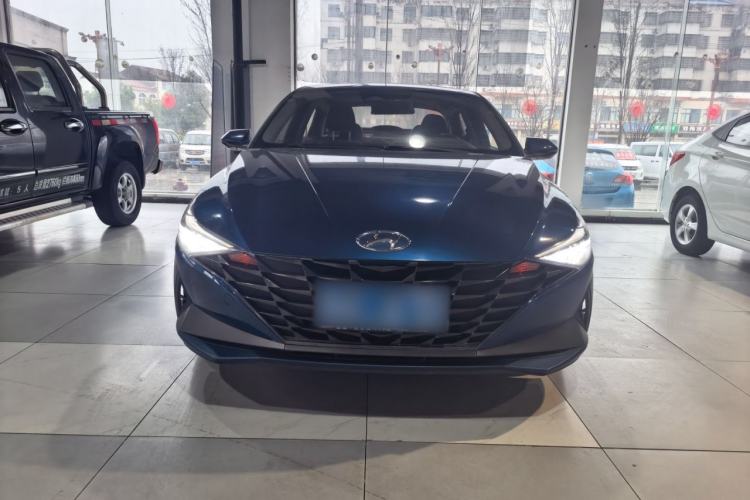 Used Hyundai Elantra 2021 1.5L CVT LUX Prestige Edition