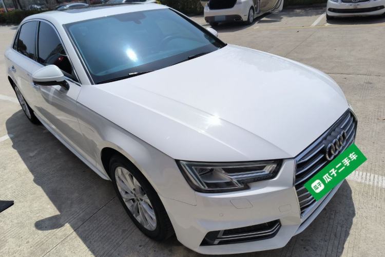 Used Audi A4L 2019 40 TFSI Ambition China VI
