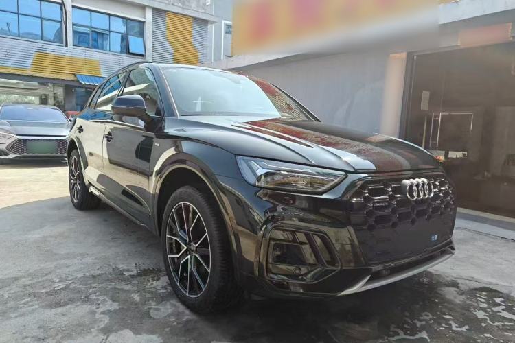 Used Audi Q5L 2025 Facelift 45th Anniversary Collector's Edition 40 TFSI Luxury Dynamic Version
