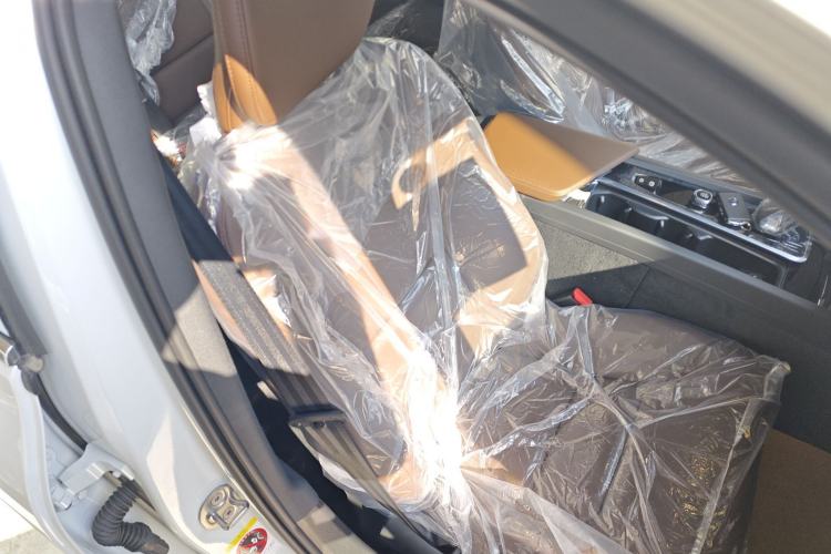 Used Volvo S60 2025 B4 Zhiyi Luxury Edition