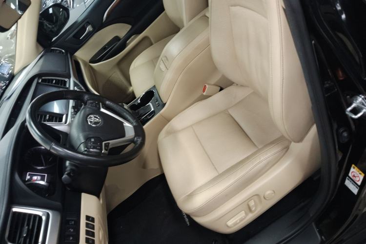 Used Toyota Highlander 2018 2.0T Four-Wheel Drive Ultimate Edition 7-Seater Emission Standard China V
