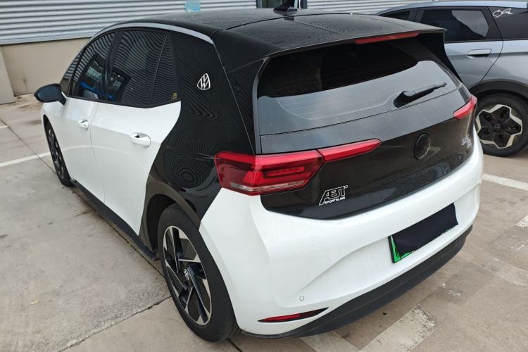 Used Volkswagen ID.3 2024 Outstanding Edition
