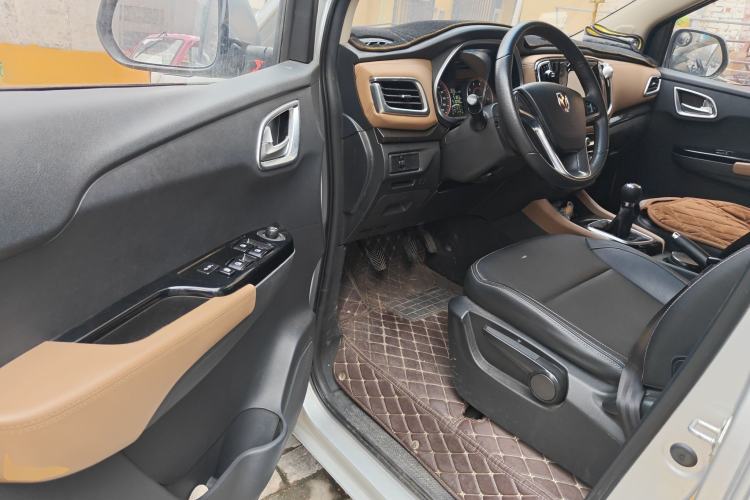 Used Jinbei F50 2017 1.6L Manual Luxury Model