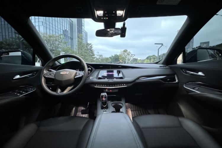 Used Cadillac XT4 2022 28T Two-Wheel Drive Fashion Edition
