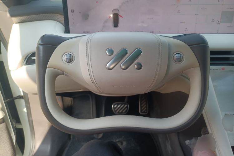 Used IM LS7 2023 90 kWh Elite Rear-Drive Version