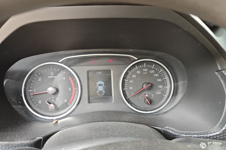 Used Great Wall Wingle 5 2017 2.0T European Version Diesel Two-Wheel Drive Advanced Large Double-Cab GW4D20E
