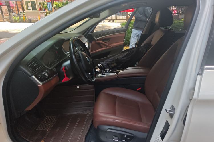 Used BMW 5 Series 2017 528Li Leading Model