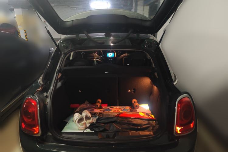 Used MINI 2018 1.5T ONE PLUS Five-Door Edition Trunk