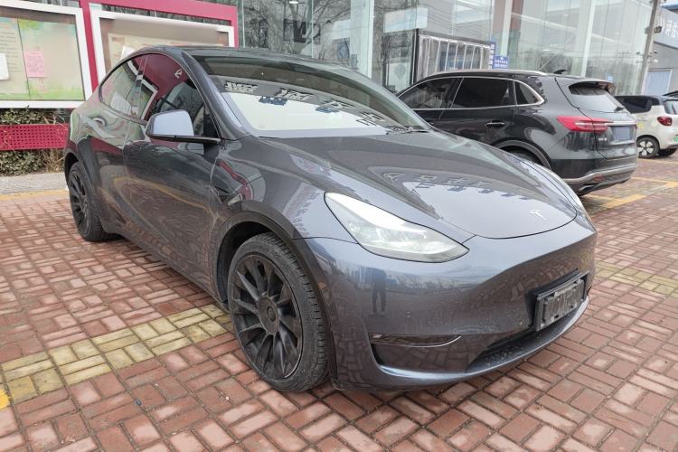 Used Tesla Model Y 2021 Long-Range All-Wheel-Drive Version