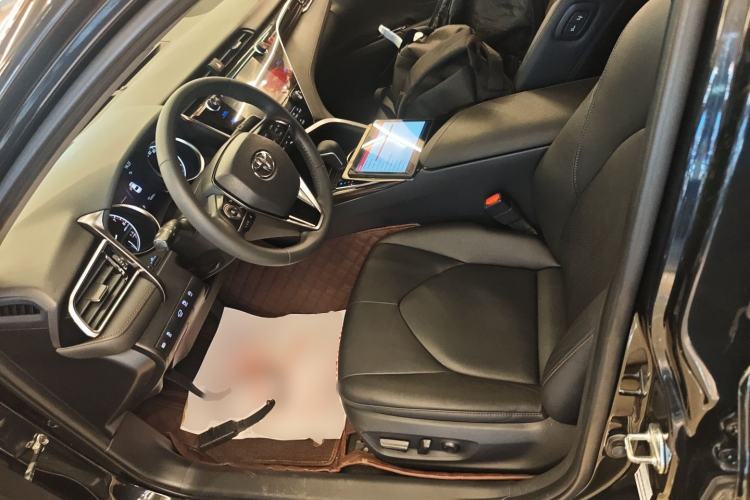 Used Toyota Camry 2019 Revised Version 2.0G Luxury Edition
