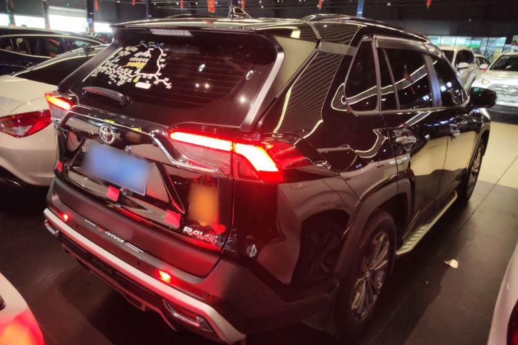 Used Toyota RAV4 2024 2.0L CVT Two-Wheel Drive Fashion Edition