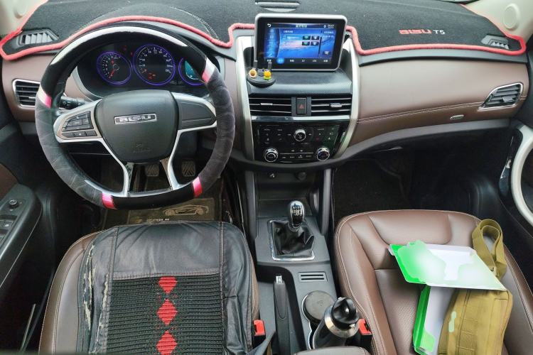 Used Bisu T5 2017 1.5T Manual Luxury Model
