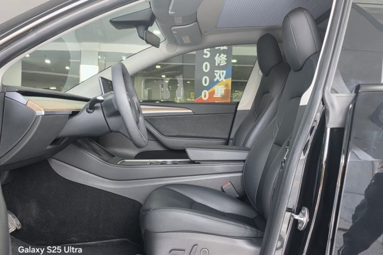 Used Tesla Model Y 2022 Rear-Wheel-Drive Version
