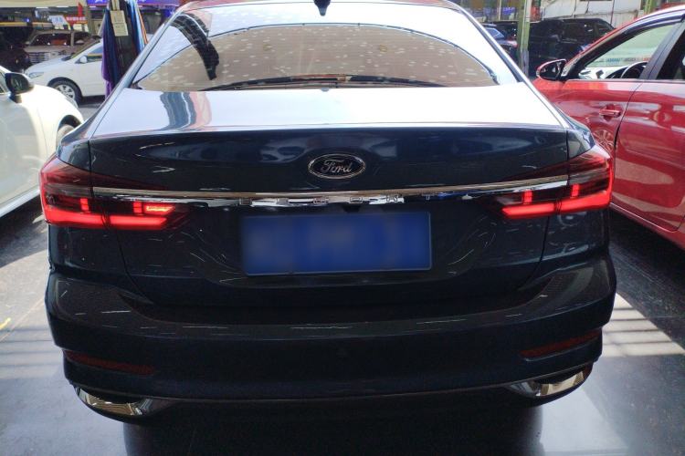 Used Ford Escort 2021 1.5L Automatic Diamond Edition