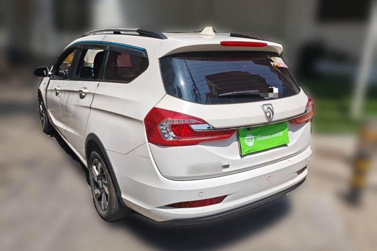 Used Baojun 310W 2018 1.5L Automatic Luxury Version China VI Emission Standard
