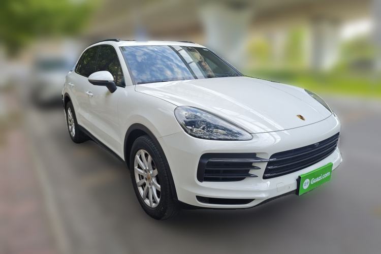 Used Porsche Cayenne 2018 Cayenne S 2.9T Front Right 45 Deg