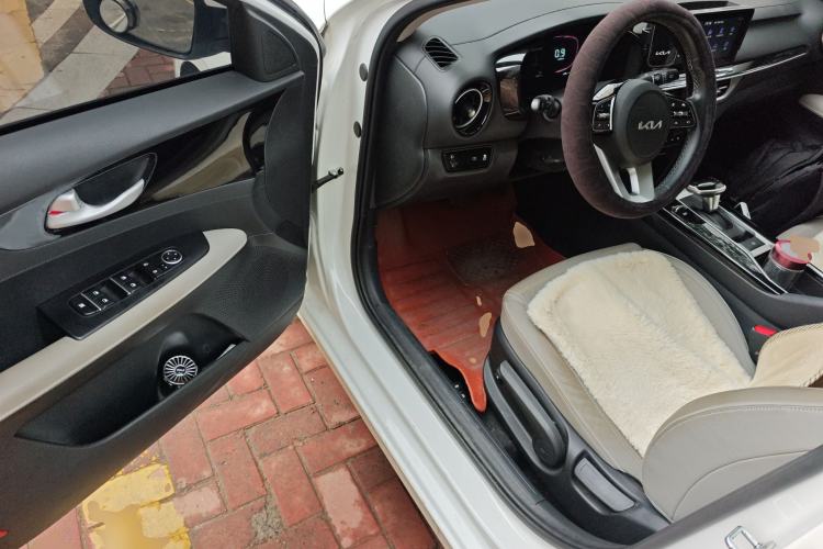 Used Kia K3 2023 1.5L CVT Luxury Edition