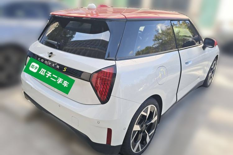 Used MINI Electric MINI COOPER 2024 452km COOPER SE Artist
