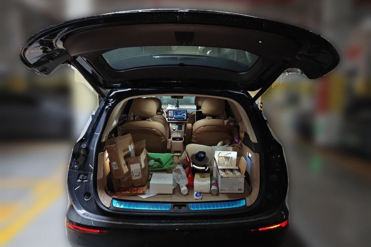 Used Hima AITO M7 2024 1.5T Intelligent Drive 4x4 Max Edition 6 Seats Trunk