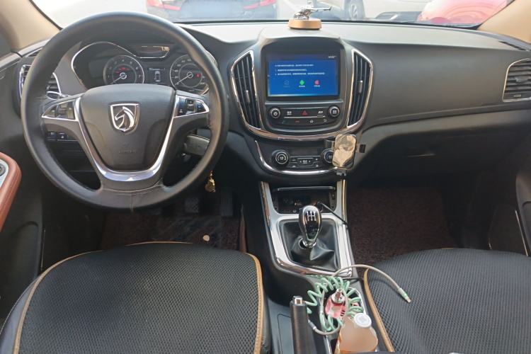 Used Baojun 560 2015 1.8L Manual Elite Edition