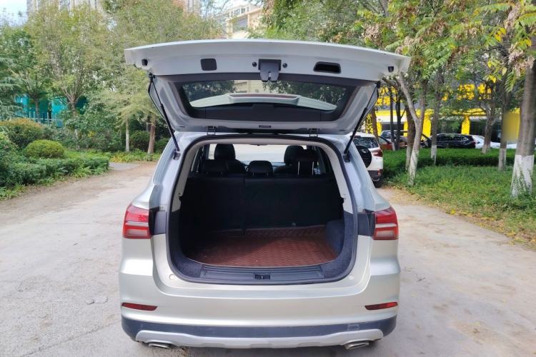 Used Roewe RX5 2020 20T Automatic 4G Connected Million Edition Trunk