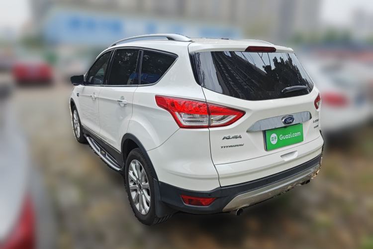 Used Ford Kuga 2015 2.0L GTDi Four-Wheel-Drive Sport Model