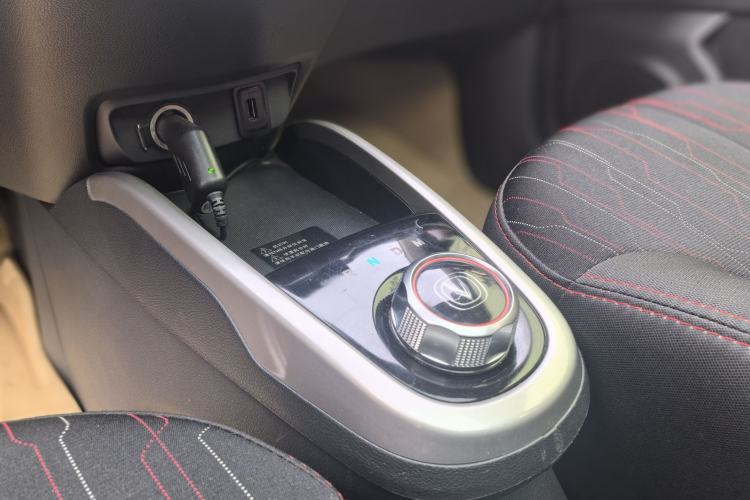 Used Changan Benni 2014 1.4L IMT Luxury Model with Sunroof
