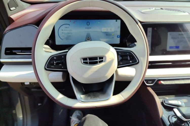 Used Geely Auto Monjaro L 2021 2.0TD DCT EVO Two-Wheel Drive Smart Luxury Version Steering Wheel