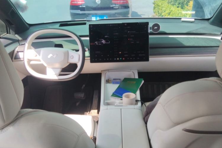 Used ONVO L60 2024 60 kWh Rear-Drive Version
