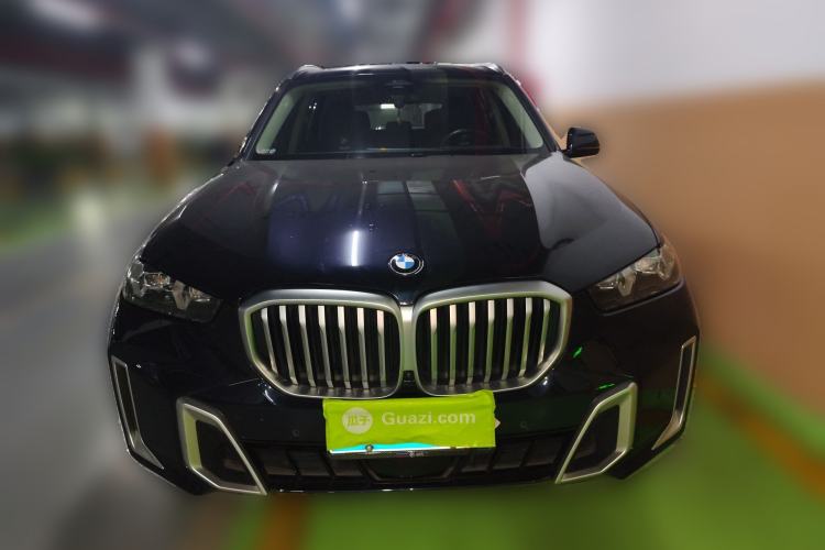 Used BMW X5 2023 xDrive 30Li Luxury M Sport Package
