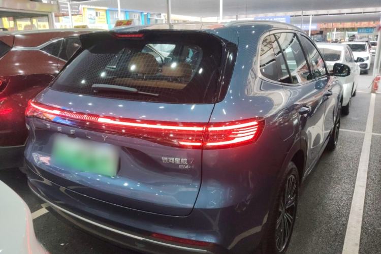 Used Geely Galaxy Galaxy Xingjian 7 EM-i 2025 120km Flagship Edition
